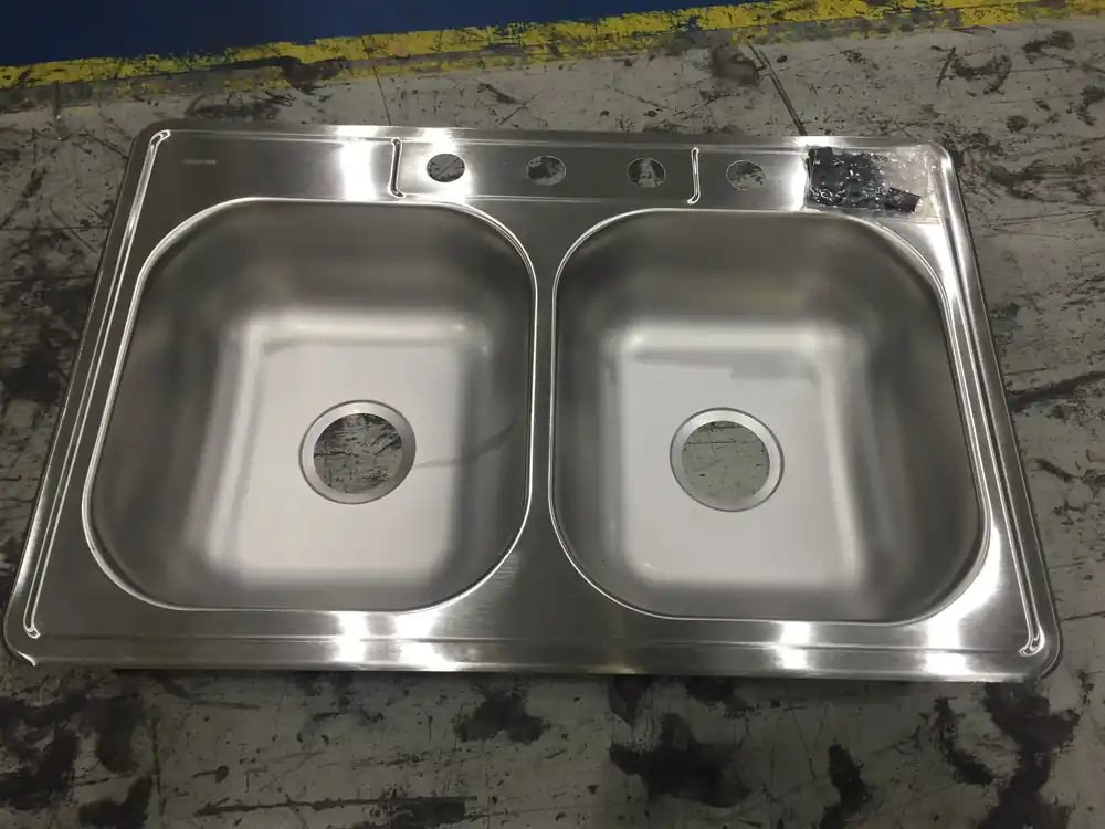 Elkay K233224 Kitchen Sink Top Mount Double Bowl ADA Compliant 33 L x 22 W x 6-1/16 D * CLEARANCE *