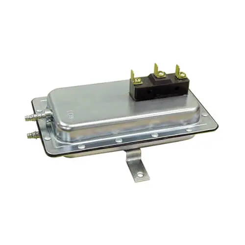 Cleveland Controls DFS-221-222 SPDT Fixed Point Air Pressure Sensing Switch 0.05 inches W.C.