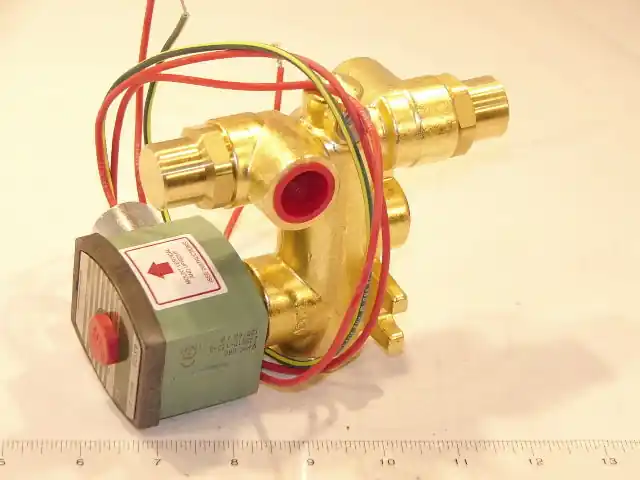 Asco 8300G76U 1/2 inchesUNIV.3way 0/35# Brass Vlv.