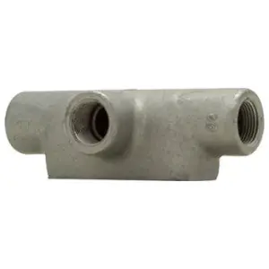 Crouse Hinds T77 Conduit Body 2-1/2 inches