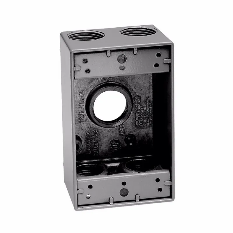 Crouse Hinds TP7050 weatherproof outlet box 18 cu in (5) 3/4 inches outlet holes