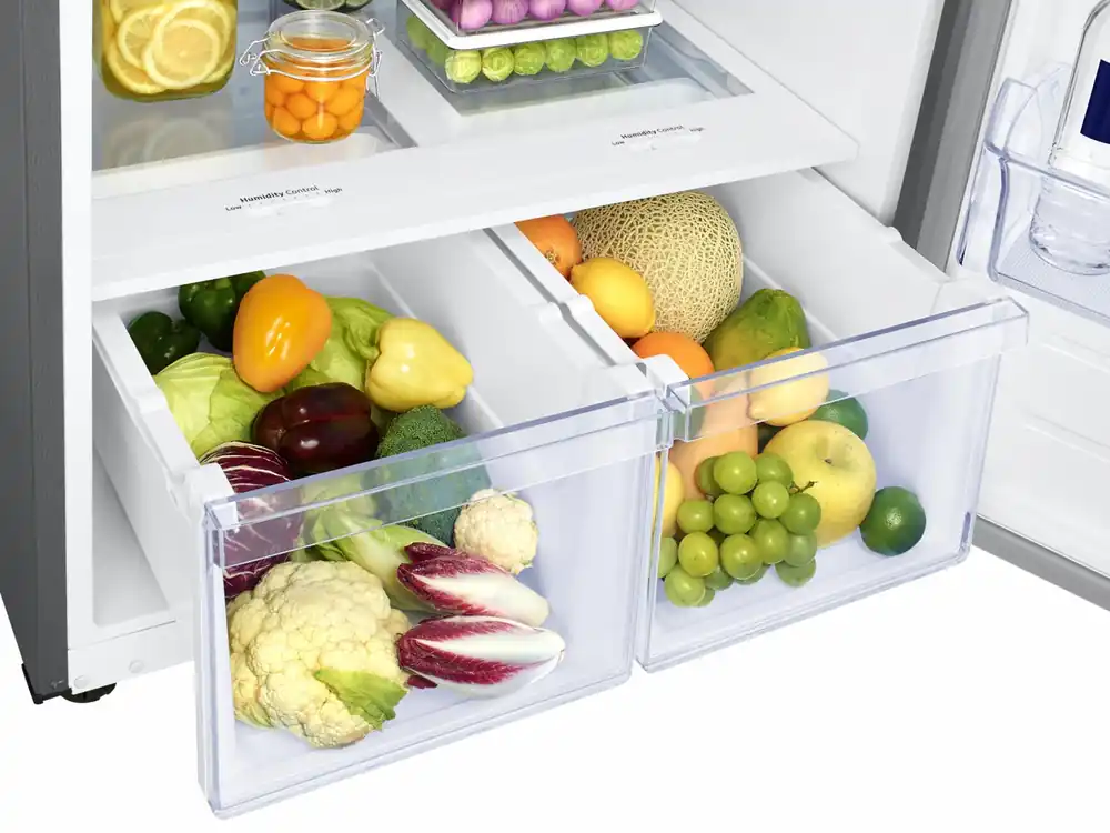 Samsung RT18M6215SR 18 cu. ft. Top Freezer Refrigerator with FlexZone™ and Ice Maker