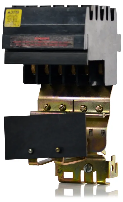 Square D HQO306 distribution panel 240 VAC 30 amp