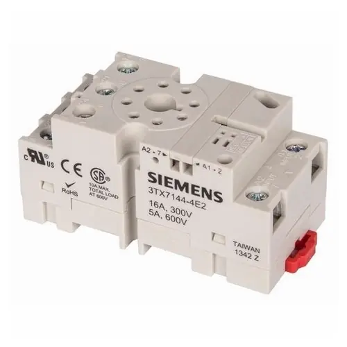 Siemens 3TX7144-4E2 240 VAC 8-Pin Screw Terminal Plug-In Relay Socket