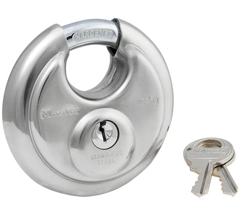 Master Lock 40KADPF-0370 Discus Padlock 2-3/4 inches Body 3/8 inches Shackle 3/4 inches Clearance Keyed Alike