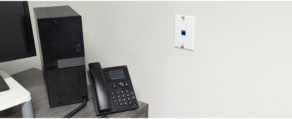 Icc IC107SF4SS Classic Stainless-Steel Faceplate with Ports for EZ HD Style in Single Gang